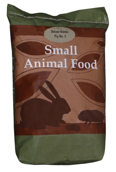 Henry Bell Guinea Pig With Grass 15kg