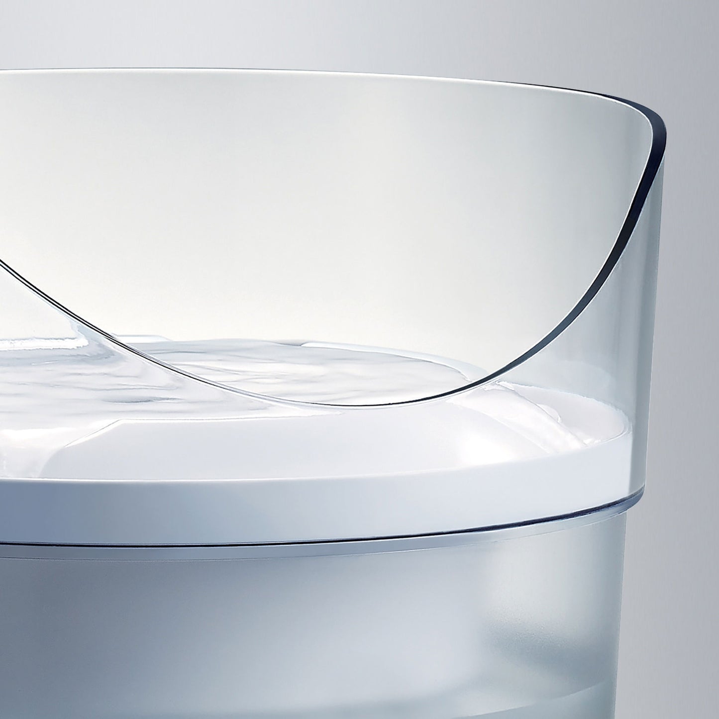 Zeus Fresh and Clear Fountain