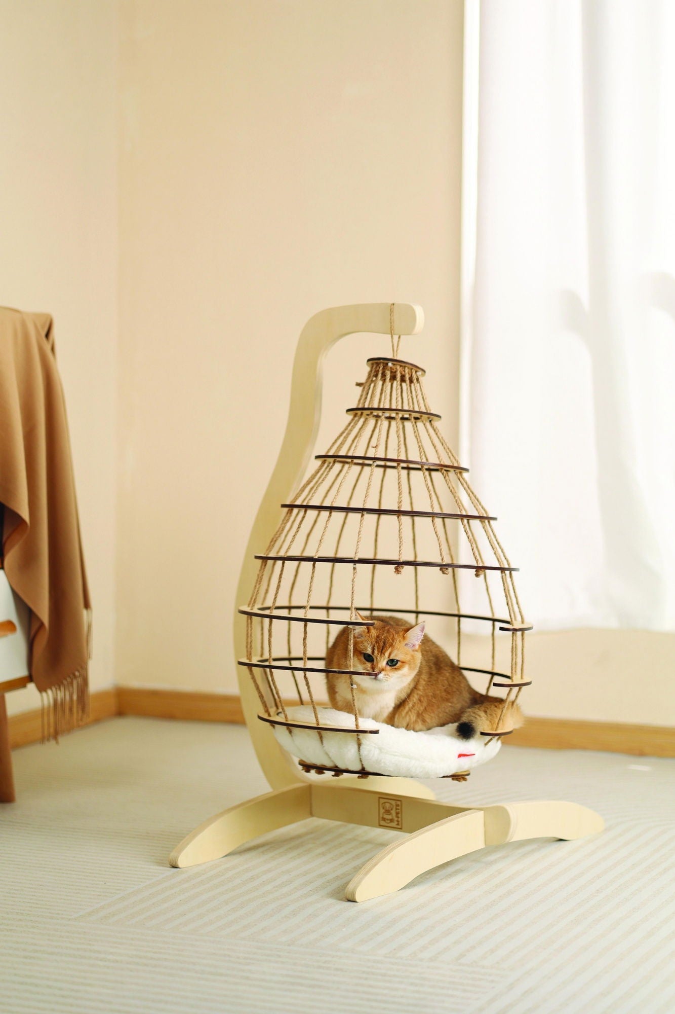 M-PETS Cloud Hanging Cat Bed With Cushion