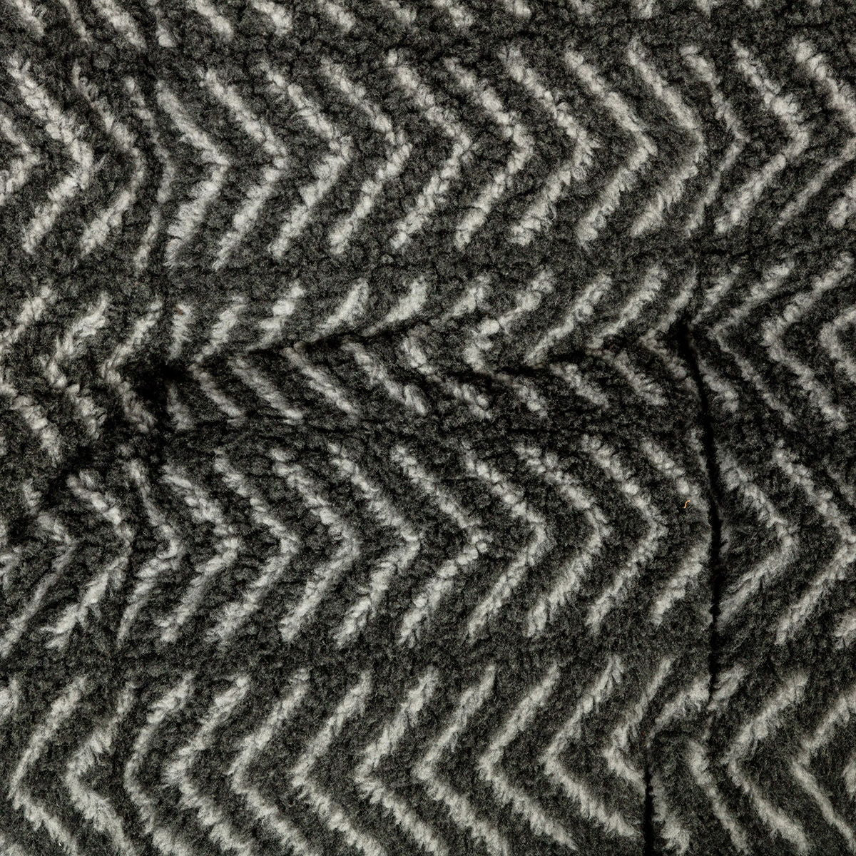 Fleece Charcoal Arrows Quilted Mattress Large (33")