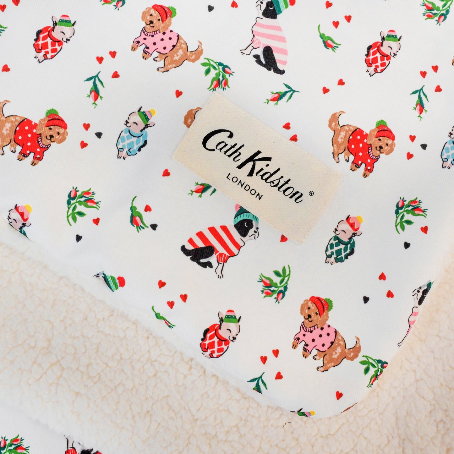 Cath Kidston Hearts & Roses Pet Blanket